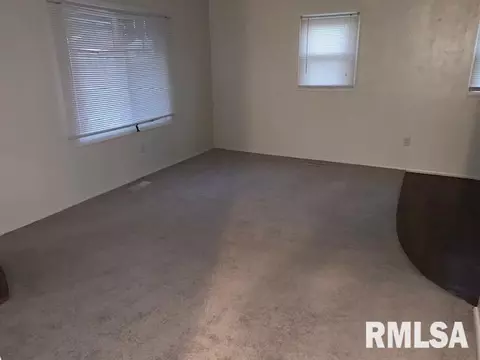 1003 Johnson Ln, Springfield, IL 62702 photo 9