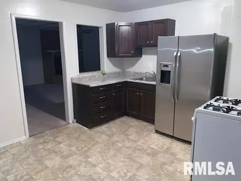 1003 Johnson Ln, Springfield, IL 62702 photo 4