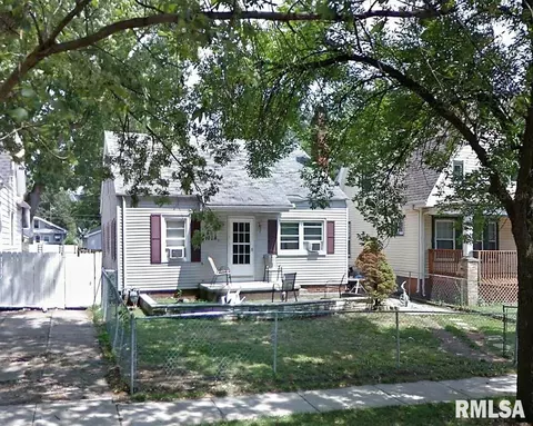 1018 N 1st St, Springfield, IL 62702 photo 1