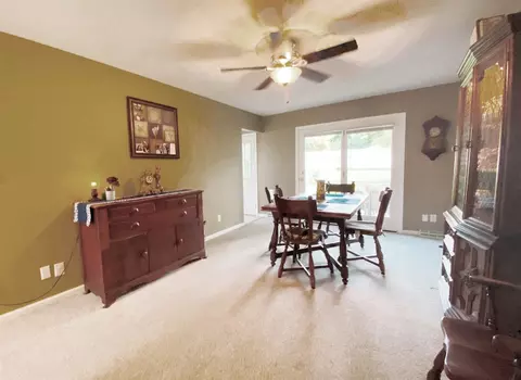 1912 Creighton Rd, Springfield, IL 62703 photo 4