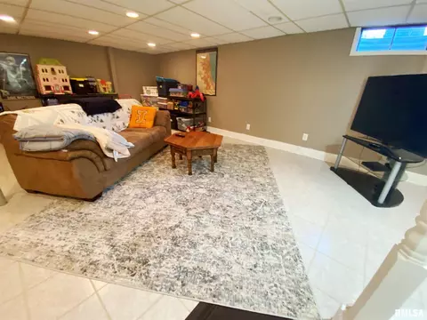 1912 Creighton Rd, Springfield, IL 62703 photo 5