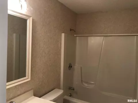 3014 Turning Mill Dr, Springfield, IL 62711 photo 10