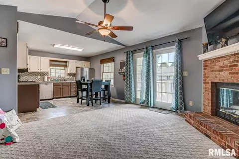 6317 Kate Ct, Springfield, IL 62712 photo 11