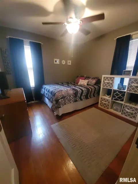 2205 Holmes Ave, Springfield, IL 62704 photo 10