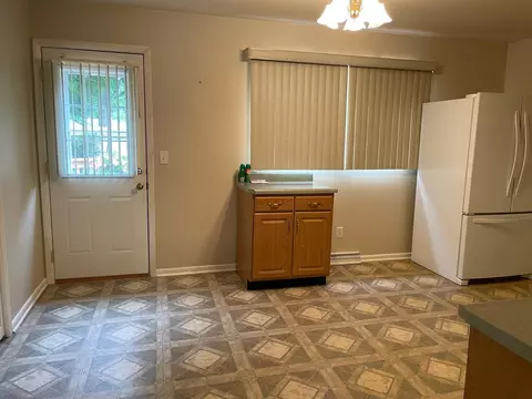 126 Dickinson Rd, Springfield, IL 62704 photo 9