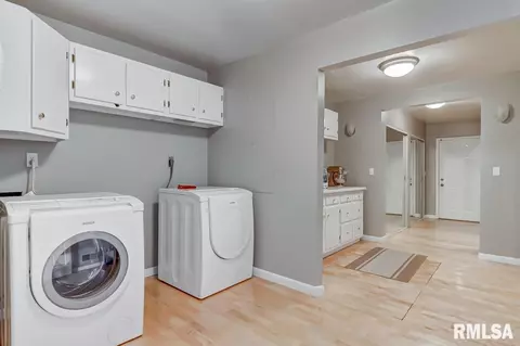 1011 E Lake Shore Dr, Springfield, IL 62712 photo 34