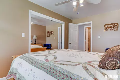 1011 E Lake Shore Dr, Springfield, IL 62712 photo 31