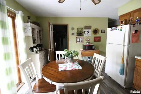 2004 Skipton Rd, Springfield, IL 62702 photo 9