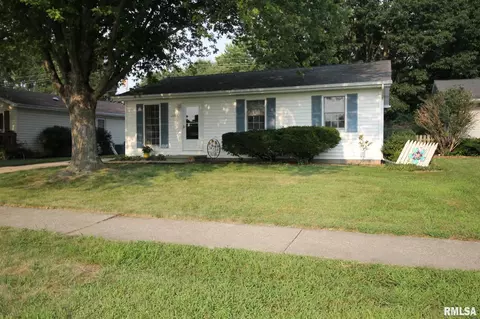 2004 Skipton Rd, Springfield, IL 62702 photo 1
