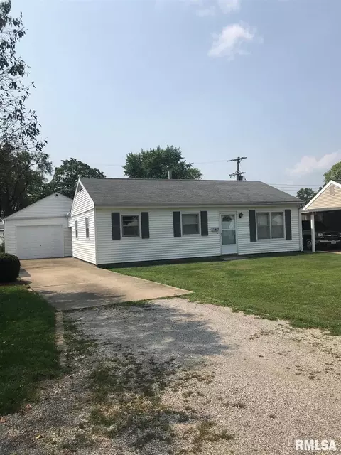 1709 Albert St, Springfield, IL 62702 photo 1