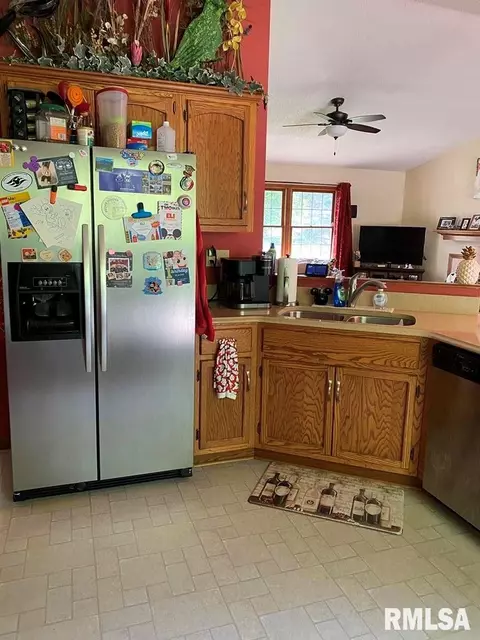 1129 Willowbrook Dr, Springfield, IL 62711 photo 12