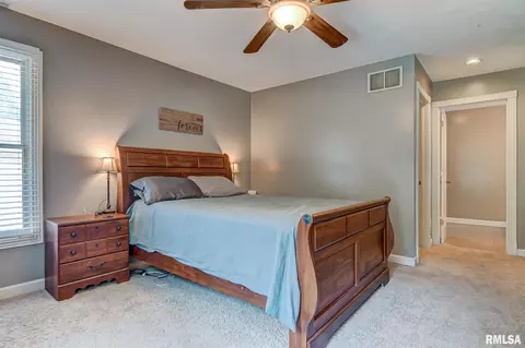 2545 Chapel Hill Dr, Springfield, IL 62702 photo 18
