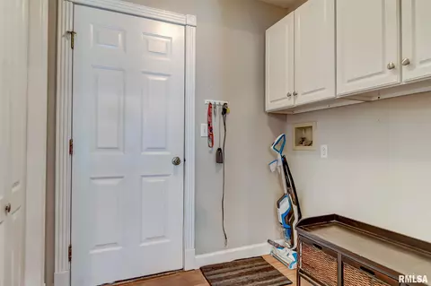 2545 Chapel Hill Dr, Springfield, IL 62702 photo 25