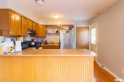 2912 Stokebridge Dr, Springfield, IL 62702 photo 8