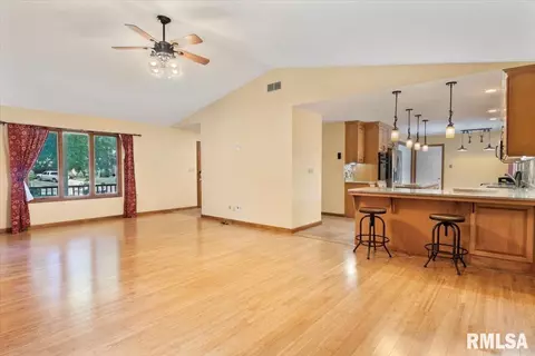 3012 Barrybrook Ct, Springfield, IL 62701 photo 8