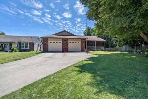 3012 Barrybrook Ct, Springfield, IL 62701 photo 2