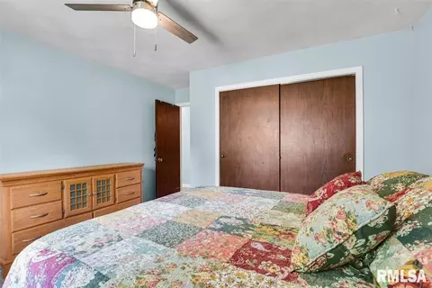 2004 Scarbrough Rd, Springfield, IL 62702 photo 15