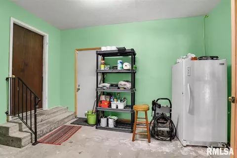 2004 Scarbrough Rd, Springfield, IL 62702 photo 19