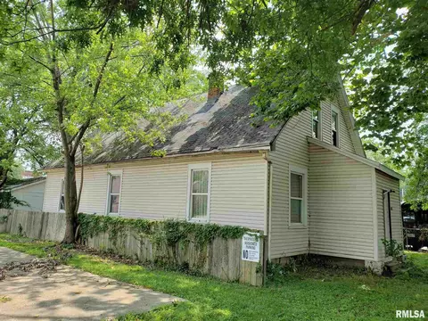 1038 S 3rd St, Springfield, IL 62702 photo 1