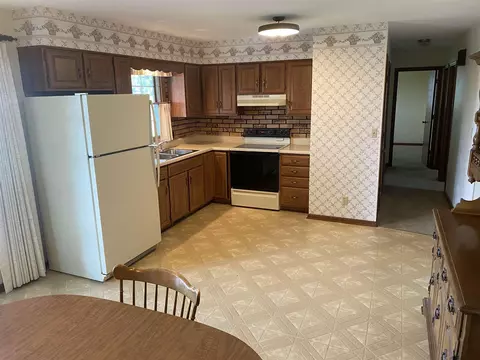 2637 Idlewild Dr, Springfield, IL 62704 photo 4