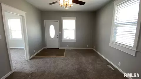 1806 Converse Ave, Springfield, IL 62702 photo 2