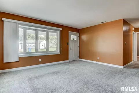 1708 Albert St, Springfield, IL 62702 photo 4