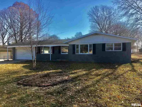 43 Crestview Dr, Chatham, IL 62629 photo 1