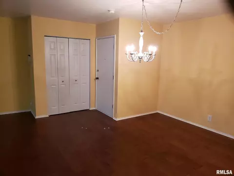 1301 S Douglas St # -B, Springfield, IL 62704 photo 7