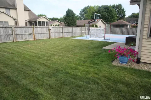 3190 Otter Ln, Springfield, IL 62712 photo 18