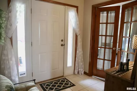 3190 Otter Ln, Springfield, IL 62712 photo 5
