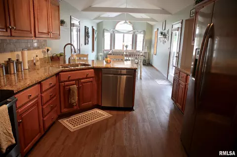 3190 Otter Ln, Springfield, IL 62712 photo 8