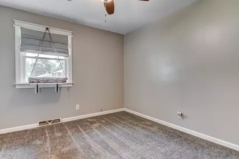 3037 Enos Ave, Springfield, IL 62702 photo 18