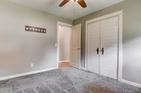3037 Enos Ave, Springfield, IL 62702 photo 17
