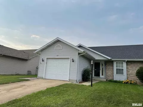 211 Eagle Ridge Dr, Chatham, IL 62629 photo 1