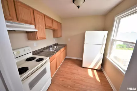 509 W Washington St, Springfield, IL 62704 photo 16
