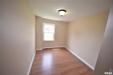 509 W Washington St, Springfield, IL 62704 photo 11