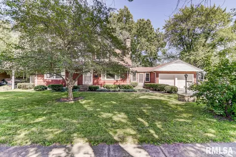 3210 S 5th St, Springfield, IL 62703 photo 5