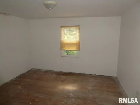 1215 S 17th St, Springfield, IL 62703 photo 17