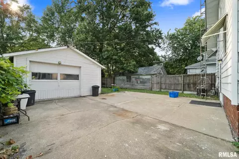 2509 S 9th St, Springfield, IL 62703 photo 6