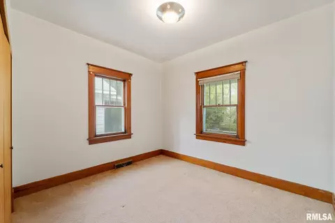 2509 S 9th St, Springfield, IL 62703 photo 17
