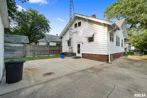 2509 S 9th St, Springfield, IL 62703 photo 7