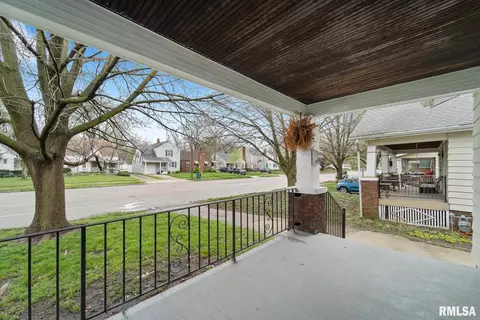 2509 S 6th St, Springfield, IL 62703 photo 8