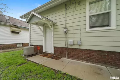 2509 S 6th St, Springfield, IL 62703 photo 9