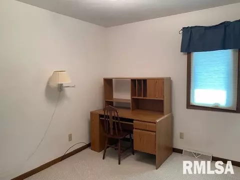 917 Rickard Ct, Springfield, IL 62704 photo 11