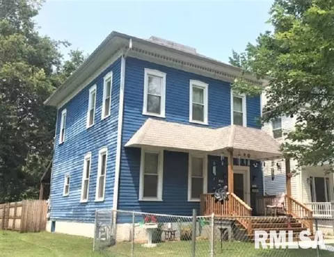 831 N 7th St, Springfield, IL 62702 photo 1