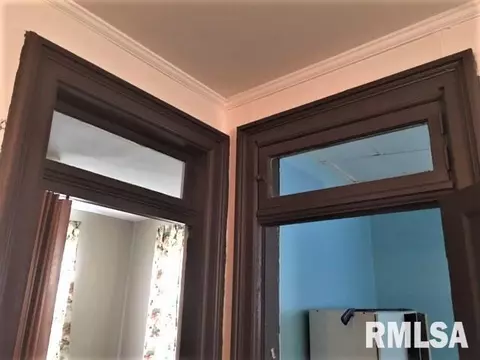 831 N 7th St, Springfield, IL 62702 photo 16