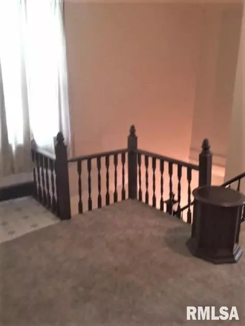 831 N 7th St, Springfield, IL 62702 photo 19