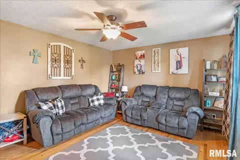 3025 Somerton Rd, Springfield, IL 62702 photo 6