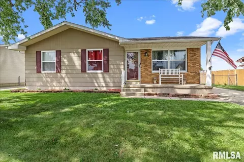 3025 Somerton Rd, Springfield, IL 62702 photo 2