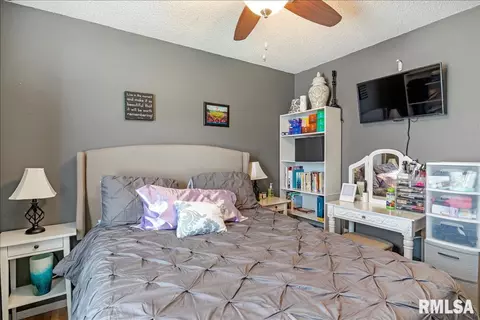 3025 Somerton Rd, Springfield, IL 62702 photo 16